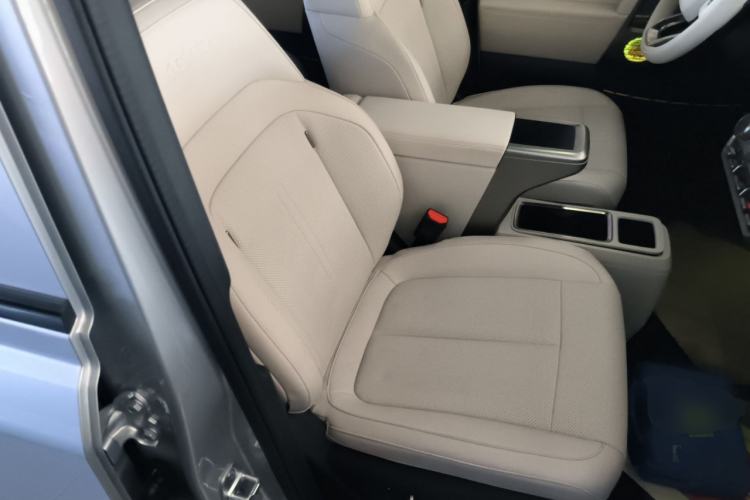 Used iCAR V23 2026 Model 550 Two-Wheel Drive Super Sports Edition
