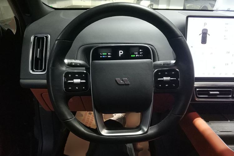 Used Li Auto L9 2022 Max model
