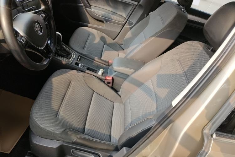 Used Volkswagen Golf 2018 230TSI Automatic Comfort Model