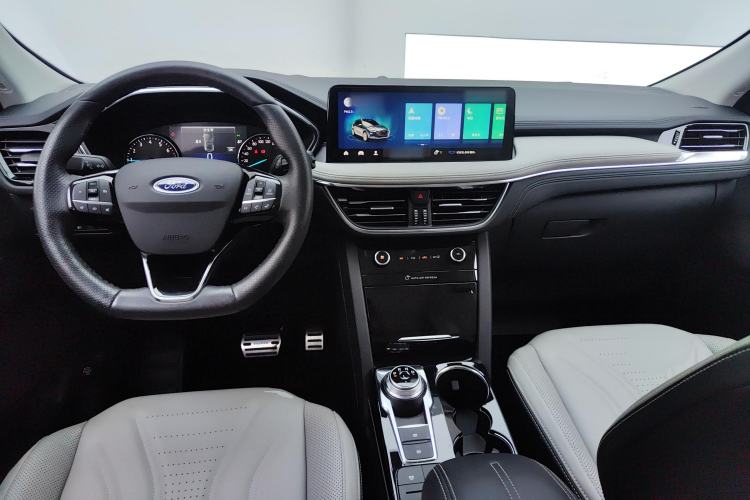 Used Ford Escape 2020 EcoBoost 245 Two-Wheel-Drive Titanium Edition
