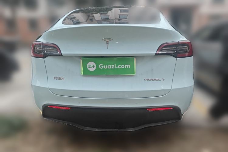 Used Tesla Model Y 2022 Long-Range All-Wheel-Drive Version