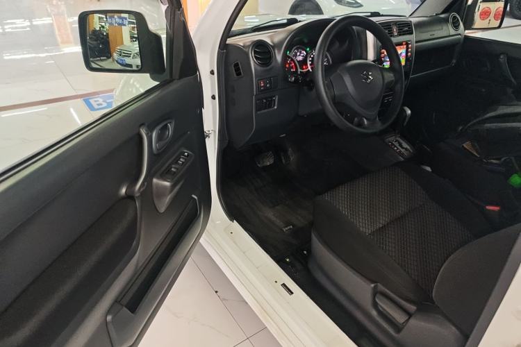 Used Suzuki Jimny 2015 1.3 AT JLX
