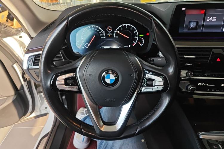 Used BMW 5 Series 2019 Facelifted 525Li Luxury Package