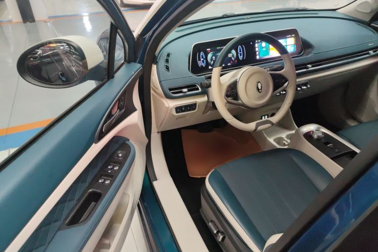 Used ORA Good Cat 2022 Morandi Edition 400km Standard Range Luxury Version Lithium Iron Phosphate