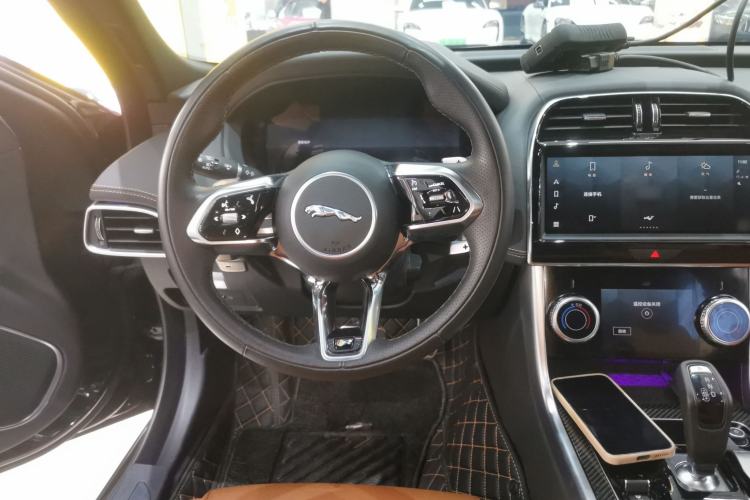 Used Jaguar XEL 2024 2.0T 250 PS R-DYNAMIC S Ebony Black Sport Edition
