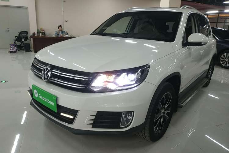 Used Volkswagen Tiguan 2013 2.0 TSI Automatic All-Wheel Drive Luxury Edition
