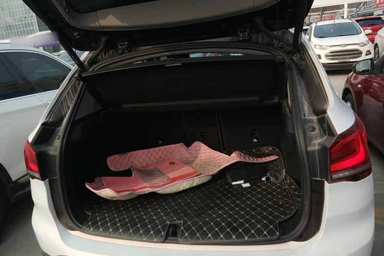 Used BMW X1 2020 sDrive25Li Leading Model
