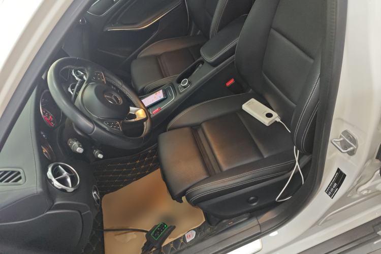 Used Mercedes-Benz GLA 2017 GLA 200 Fashion Model
