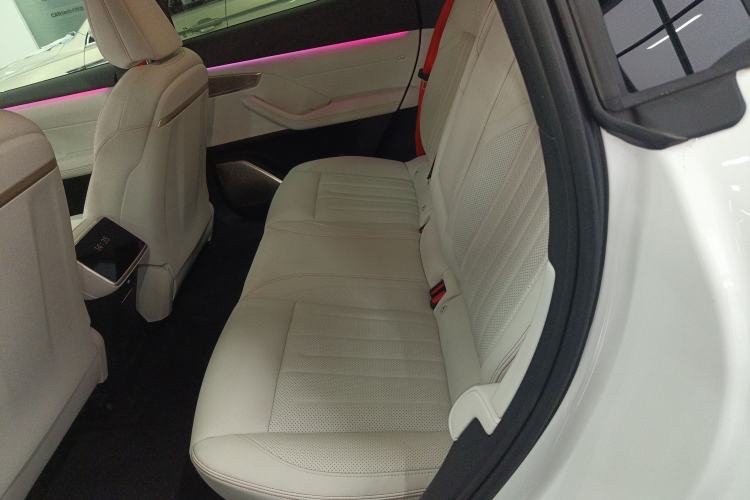 Used ONVO L60 2024 60 kWh Rear-Drive Version