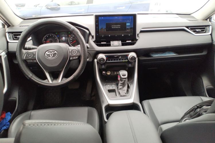 Used Toyota Wildlander 2022 2.0L CVT Two-Wheel Drive Luxury PLUS Edition
