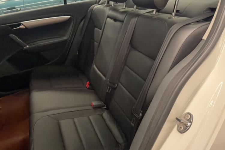 Used Volkswagen Lavida 2013 Revised Version 1.4 TSI DSG Comfort Edition
