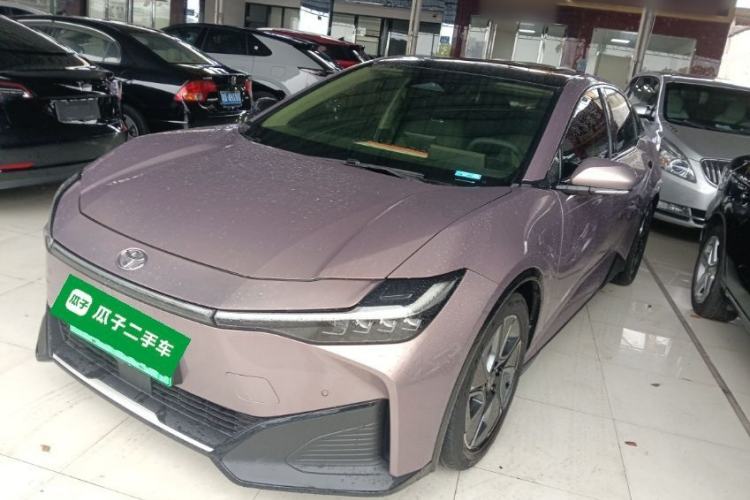 Used Toyota bZ3 2023 616 km Long-Range Premium