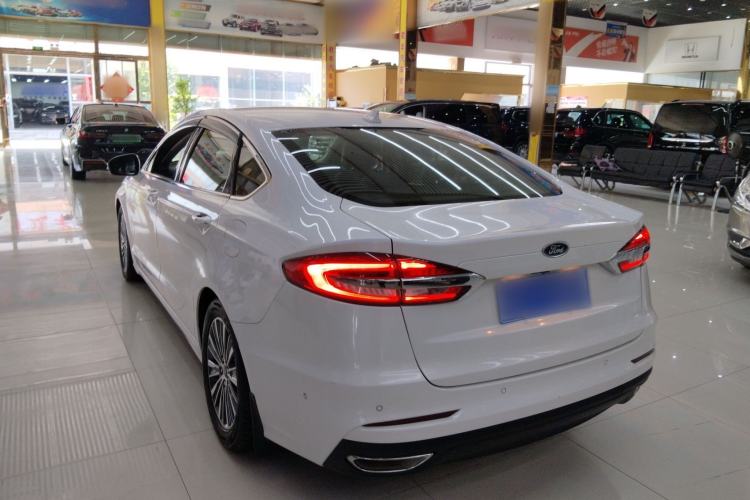Used Ford Mondeo 2018 EcoBoost 200 Smart Control Luxury Model China VI Standard
