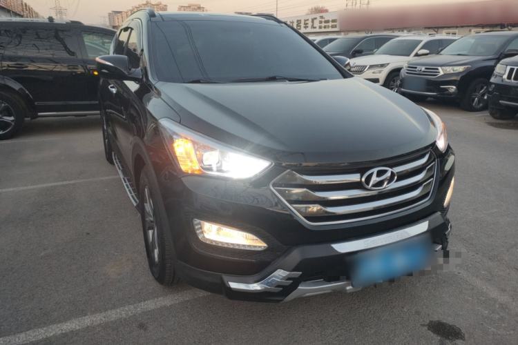 Used Hyundai Santa Fe 2015 2.0T Automatic All-Wheel Drive Smart Version 5 Seats