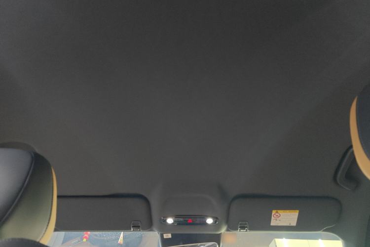 Used  Galaxy Xingjian 7 EM-i 2025 55 km Launch Edition
