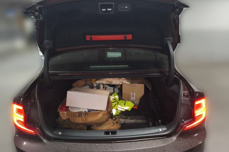 Used Volvo S90 2018 T4 Zhiyuan Edition
