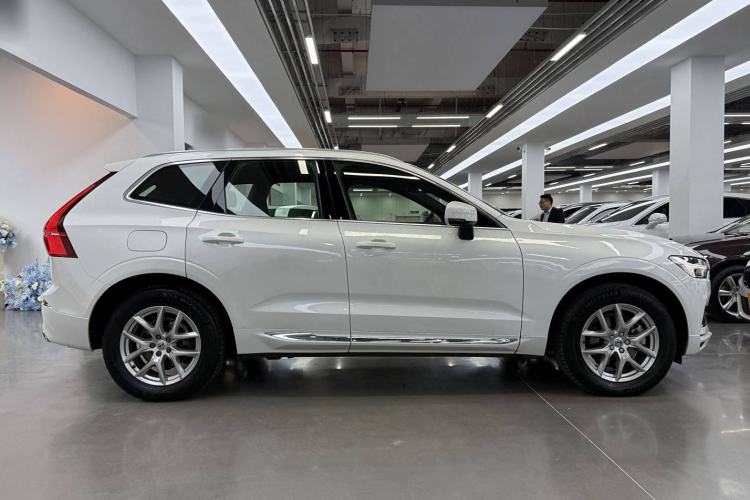 Used Volvo XC60 2020 T5 4x4 Zhiyi Luxury Edition