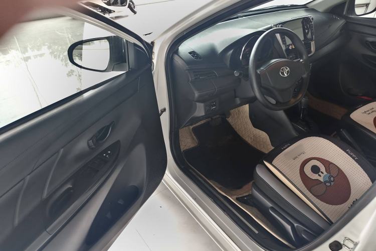 Used Toyota YARiS L 2021 1.5L CVT Leading Edition
