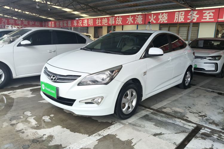 Used Hyundai Verna (older generation) 2014 1.4L Manual Smart GLS Trim