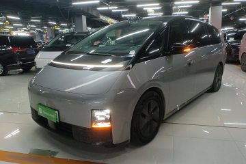 Used Li Auto MEGA 2024 Ultra Model