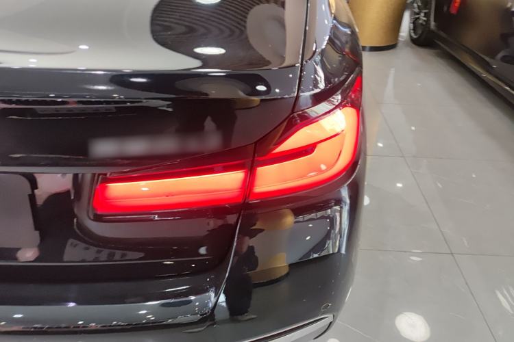 Used BMW 5 Series 2022 Second Facelift 525Li M Sport Package