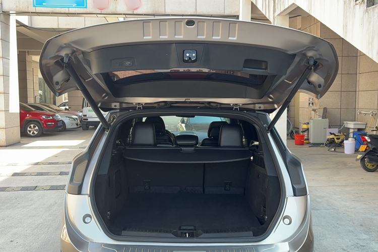 Used Lincoln MKC 2018 2.0T Two-Wheel Drive Deluxe Edition
