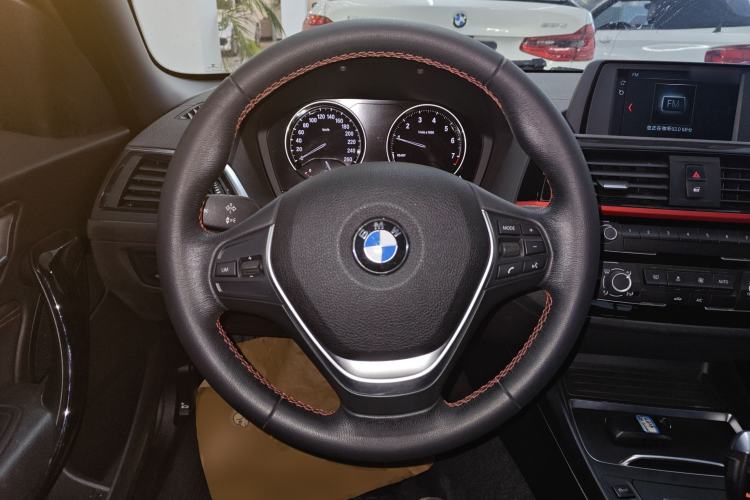 Used BMW 2 Series 2018 220i Convertible Coupe Sports Design Package
