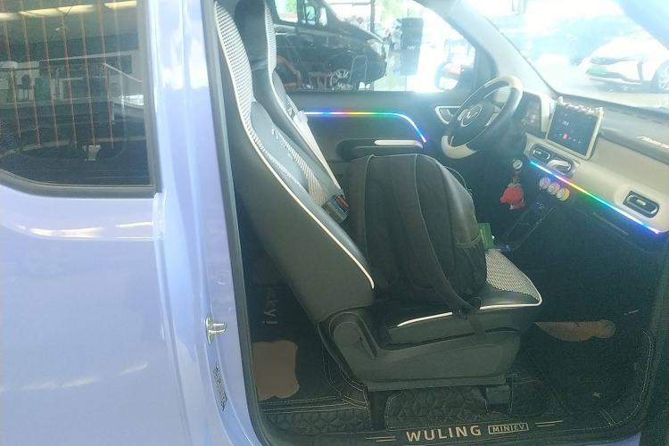 Used Wuling Hongguang MINIEV 2024 3rd Generation 215km Advanced Version
