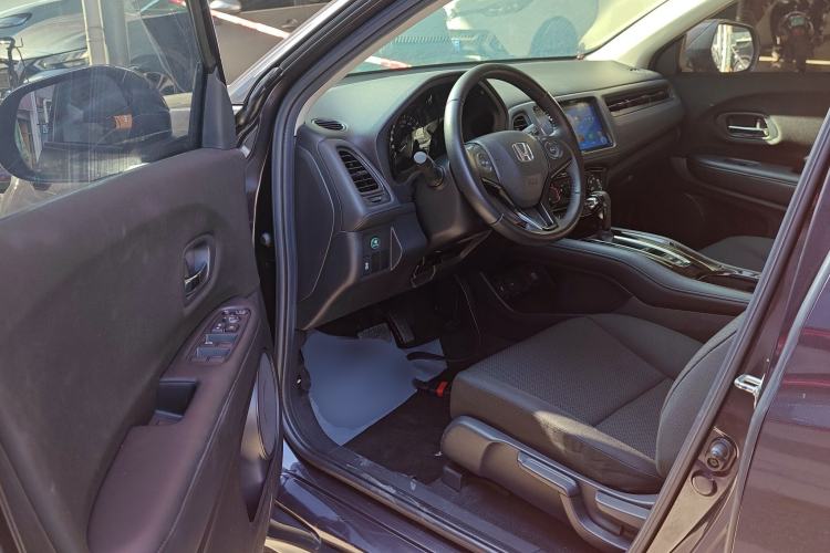 Used Honda Vezel 2018 1.5L CVT 2WD Technology Elite Model
