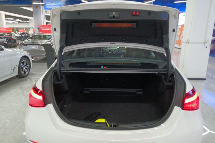 Used Mercedes-Benz C-Class 2025 Facelift C 260 L Sport Edition
