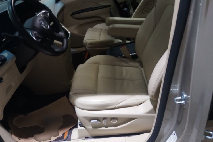 Used Buick GL8 2023 ES Lu Zun Deluxe Model
