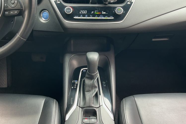 Used Toyota Levin 2022 Dual-Motor 1.8H E-CVT Leading Edition
