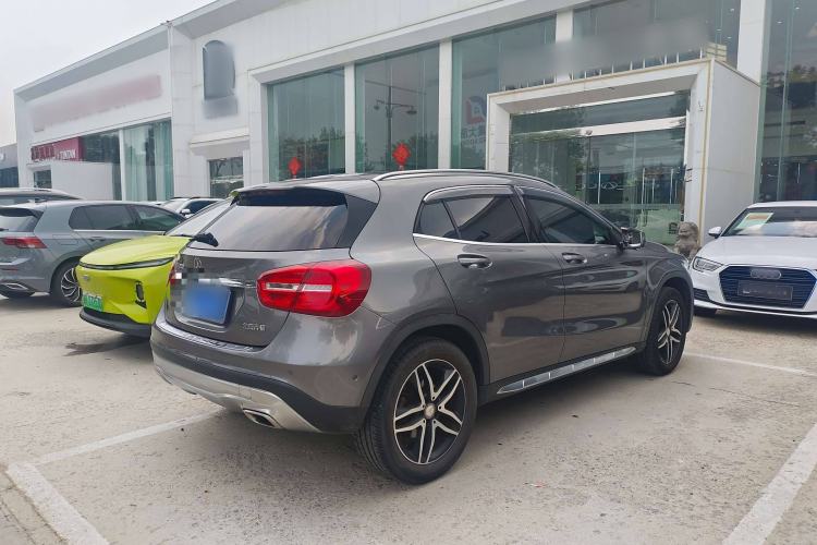 Used Mercedes-Benz GLA 2015 GLA 200 Fashion Model
