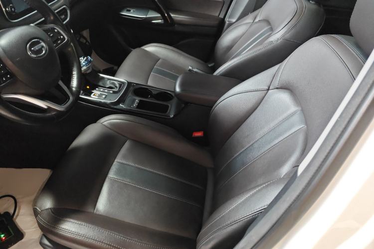 Used GAC Trumpchi GS4 2018 235T Automatic Two-Wheel Drive Luxury Smart Connectivity Millionth Anniversary Edition
