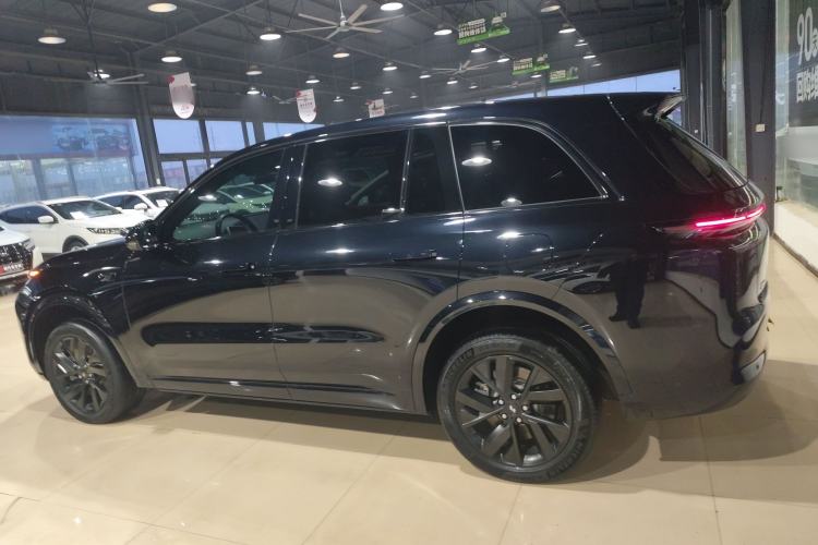 Used Li Auto L8 2023 Pro Model
