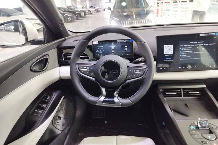 Used BYD Seal 06 New Energy 2025 DM-i Smart Drive 80KM Luxury Model
