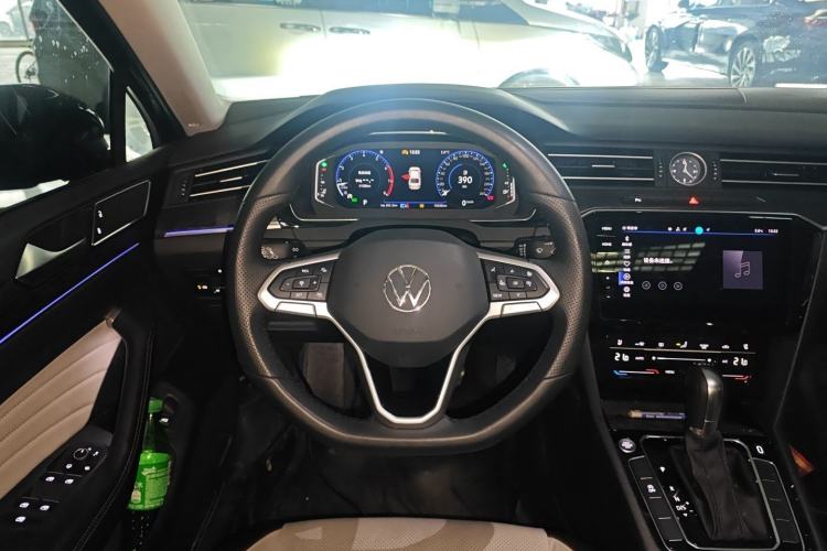 Used Volkswagen Magotan 2026 30 Million Vehicles Selected Model 380TSI DSG Luxury Edition
