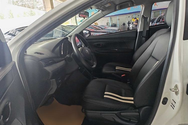 Used Toyota YARiS L 2019 1.5E CVT Dynamic Edition China VI compliant