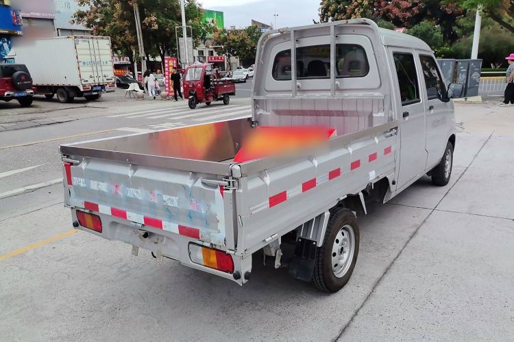 Used Wuling Zhiguang Small Truck 2023 1.5L Double-Cab LAR
