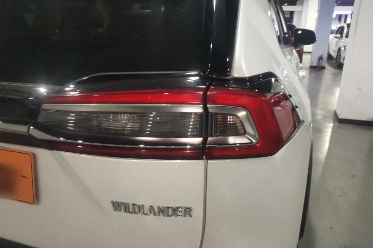 Used Toyota Wildlander 2023 2.0L CVT Two-Wheel Drive Luxury PLUS Edition
