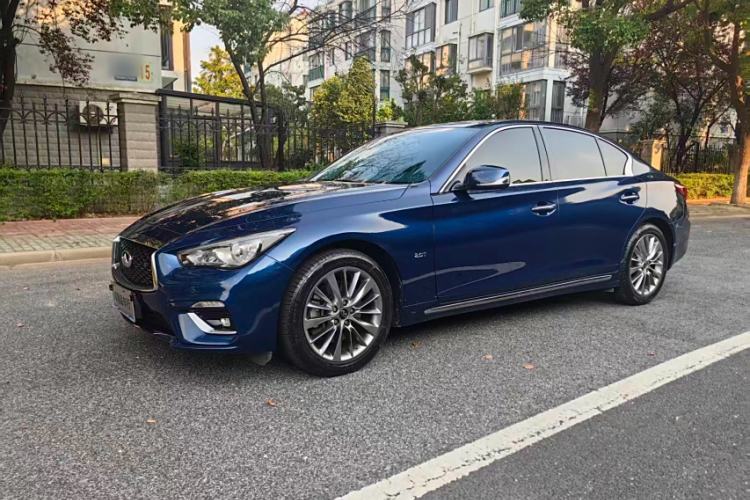 Used Infiniti Q50L 2018 2.0T Enjoyment Version China VI Standard
