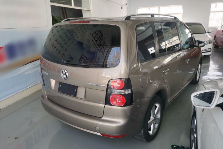 Used Volkswagen Touran 2015 1.4T DSG Comfort Edition 5 Seats
