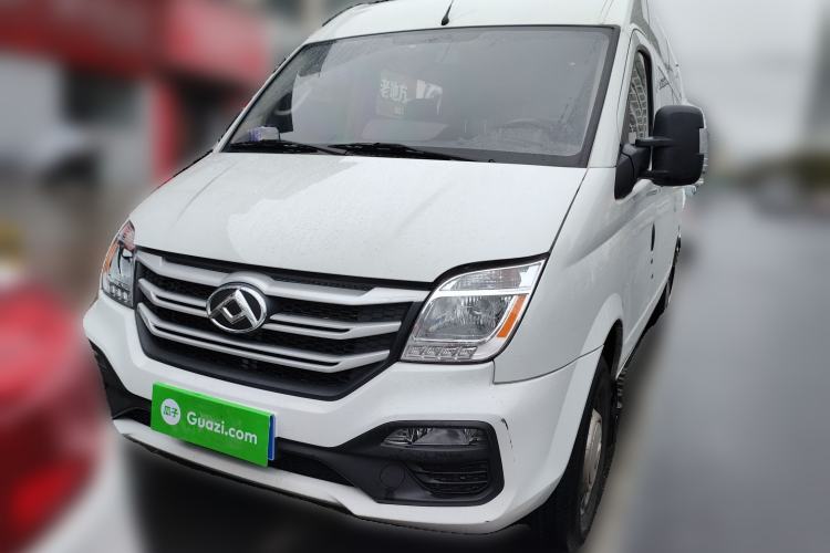 Used SAIC MAXUS Xintu V80 2024 Aotong Value Edition 6MT Long-Wheelbase Mid-Roof Model with 127 Ps Available in 6/7/8/9-Seater Configurations