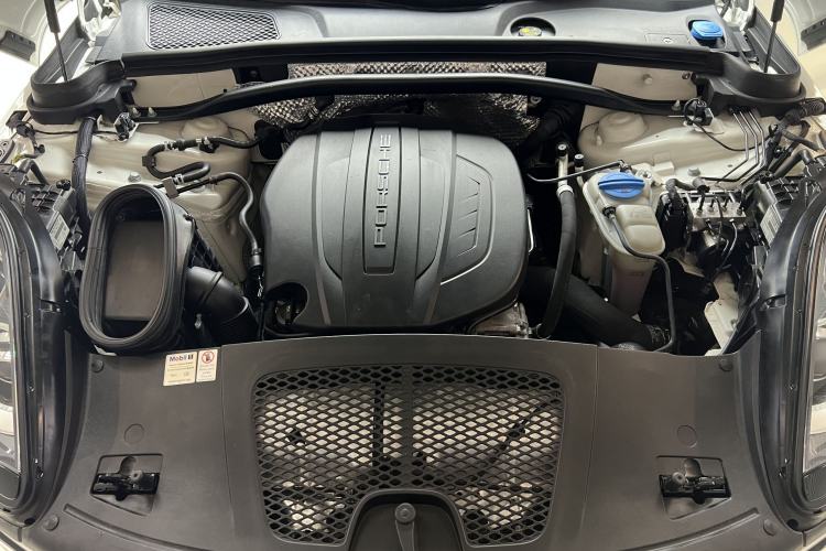 Used Porsche Macan 2017 Macan 2.0T