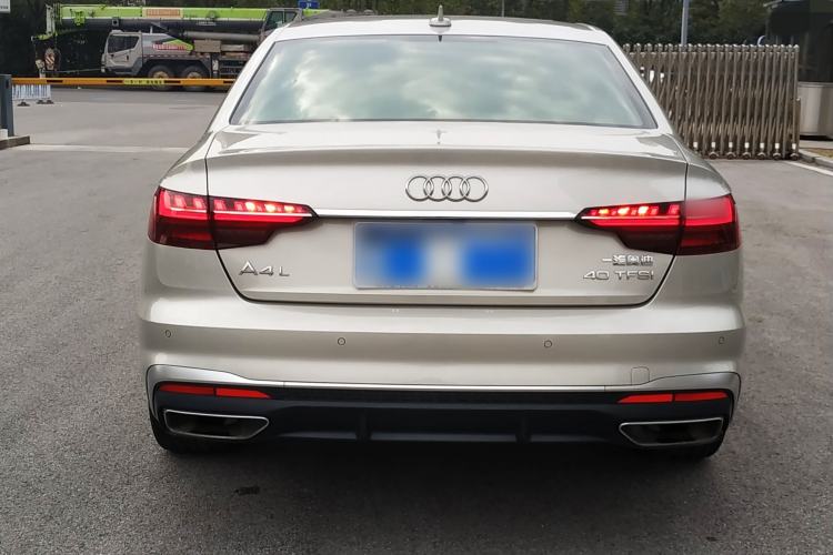 Used Audi A4L 2022 40 TFSI Fashion Dynamic Model
