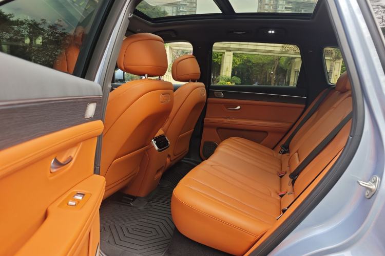 Used Hima AITO M7 2024 1.5T Intelligent Drive 4WD Ultra Version 5 Seats
