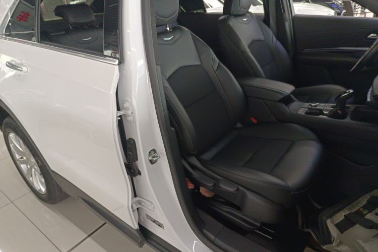 Used Cadillac XT4 2022 28T Two-Wheel Drive Fashion Edition
