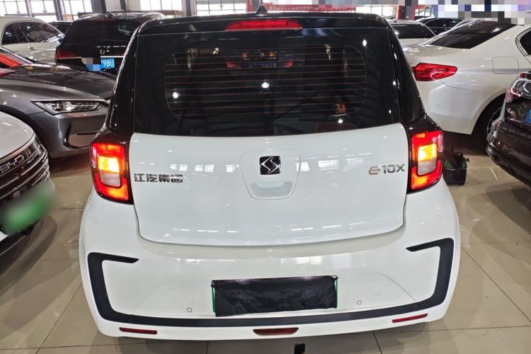 Used SOL E10X 2021 302 km Range Luxury Version 30.2 kWh
