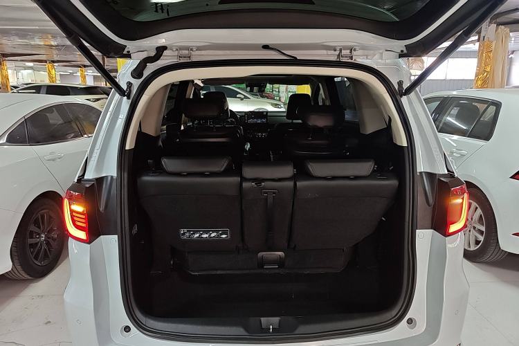 Used Honda Elysion 2024 2.0L eHEV Luxury Edition
