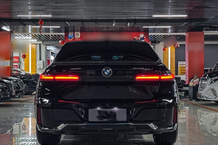 Used BMW 7 Series 2023 735Li M Sport Package
